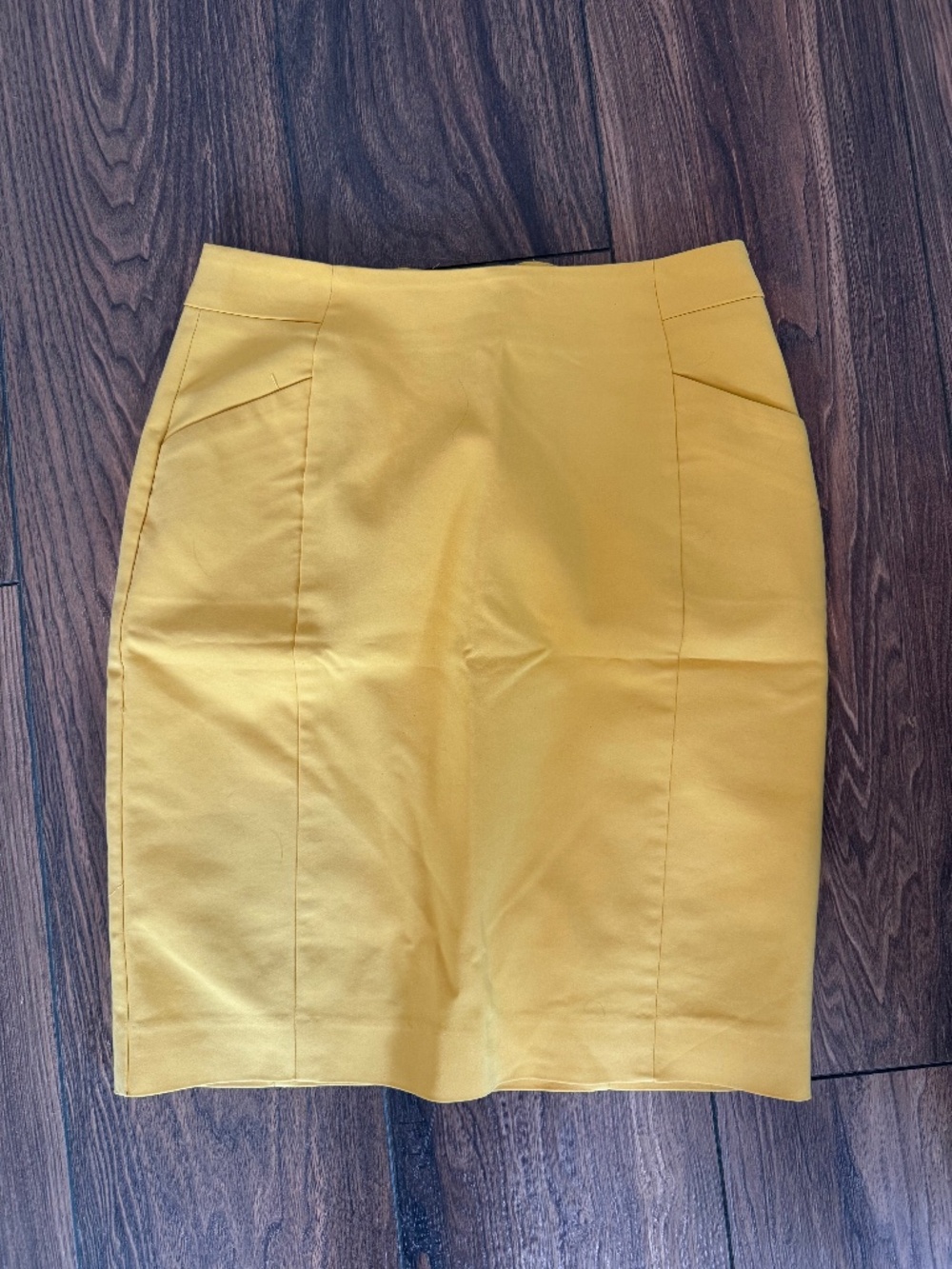 H&M Bright Yellow Pencil Skirt - Size 4